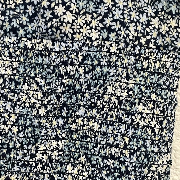 Abercrombie & Fitch blouse - Picture 3 of 8